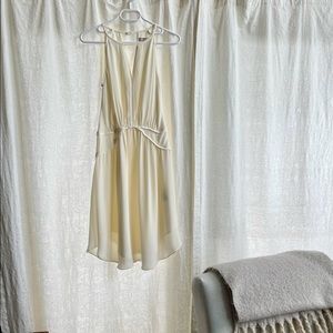 Banana Republic. Fits size 6 or 8.